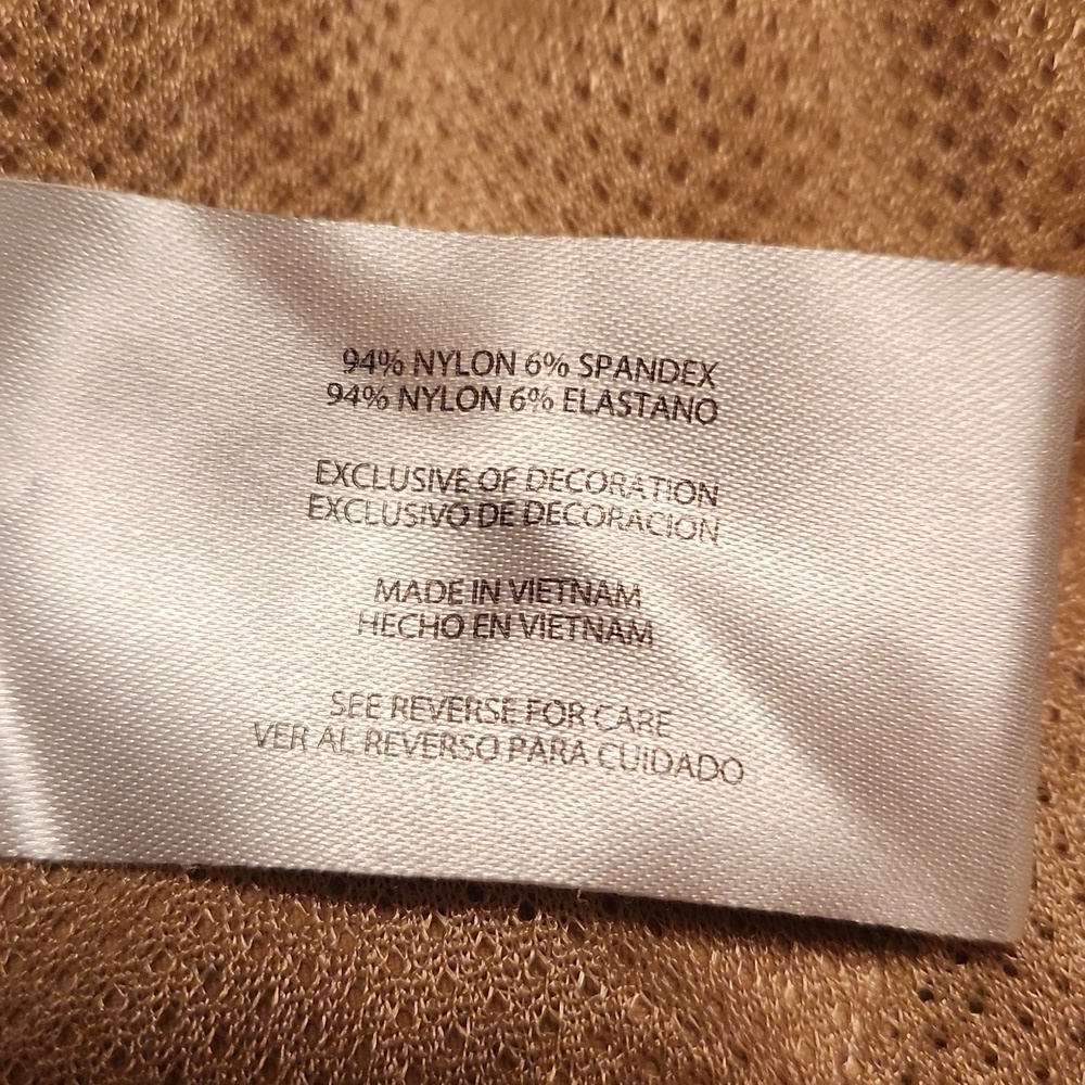 Eddie Bauer Light Tan Cargo Shorts - Picture 7 of 8